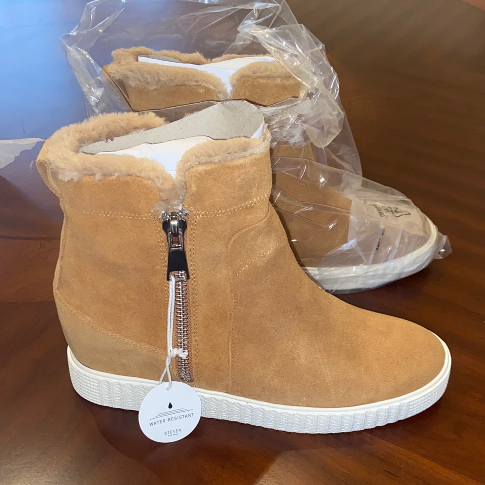 Steve Madden Camel Suede Bamby Hidden Wedge Boot - Picture 1 of 12